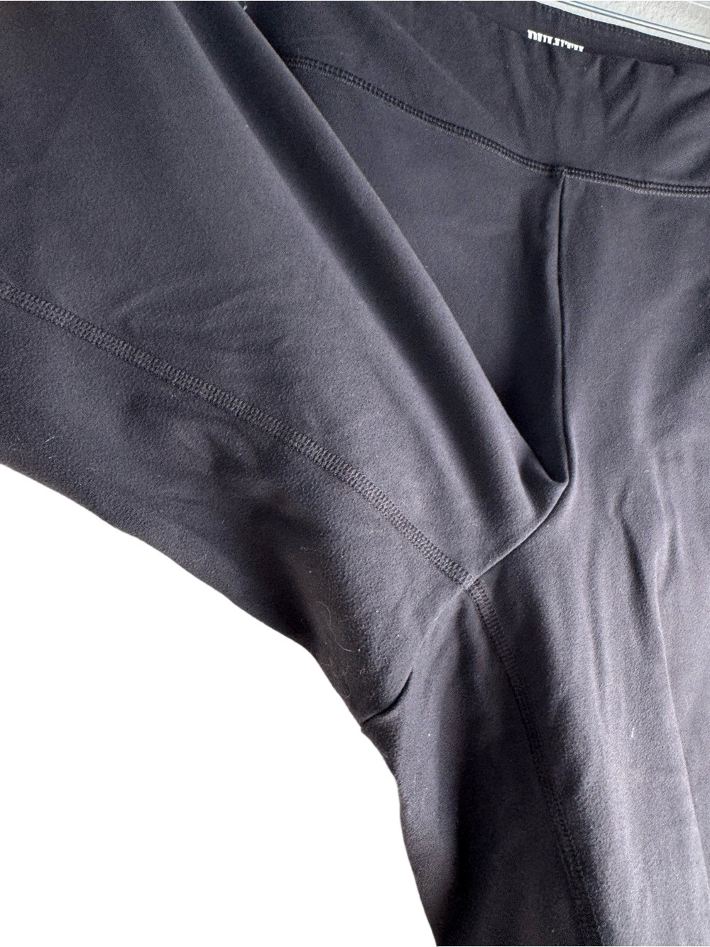 DULUTH TRADING CO ‘NoGA Classic’ Capris - Picture 8 of 15